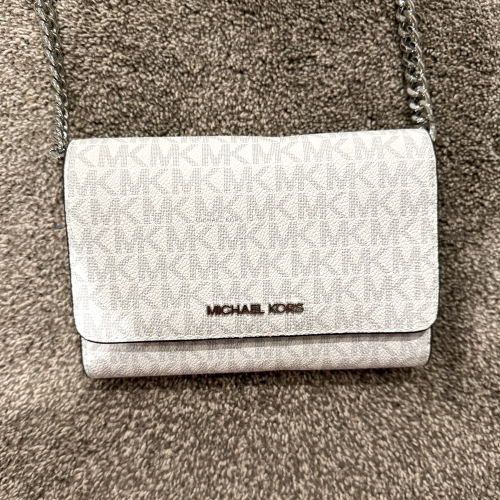 NWOT Michael Kors White Crossbody Bag clutch